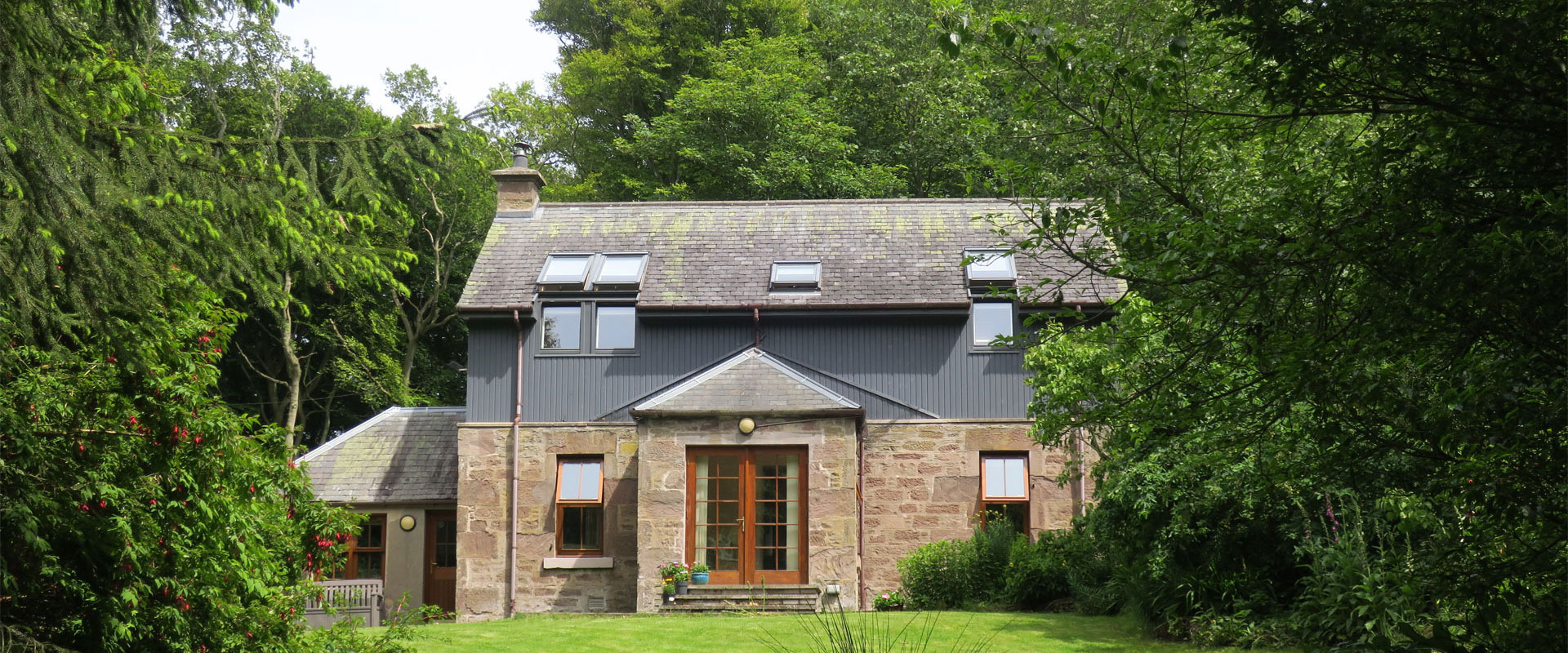 Monument Holiday Cottage | Monikie | Angus | Scotland